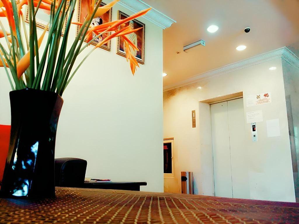 Global Hotel Labuan Zewnętrze zdjęcie
