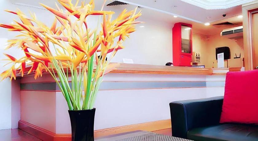 Global Hotel Labuan Zewnętrze zdjęcie