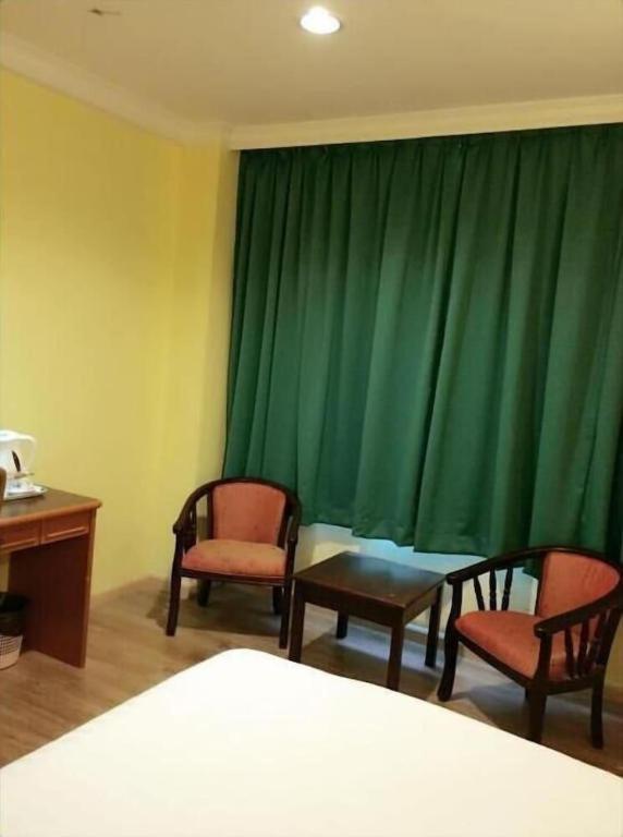 Global Hotel Labuan Zewnętrze zdjęcie