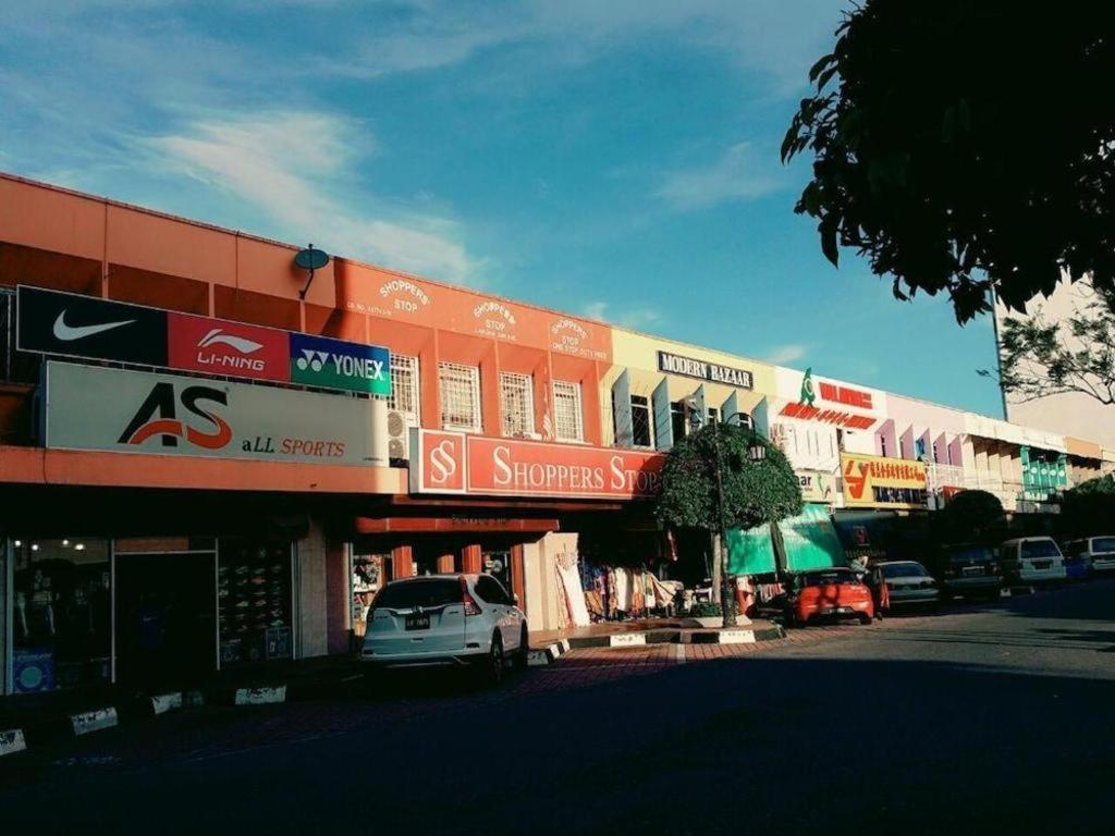 Global Hotel Labuan Zewnętrze zdjęcie
