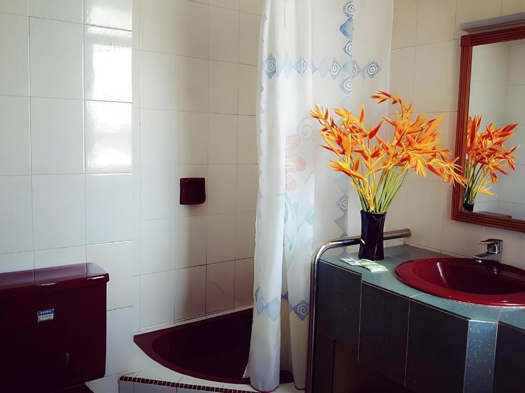 Global Hotel Labuan Zewnętrze zdjęcie