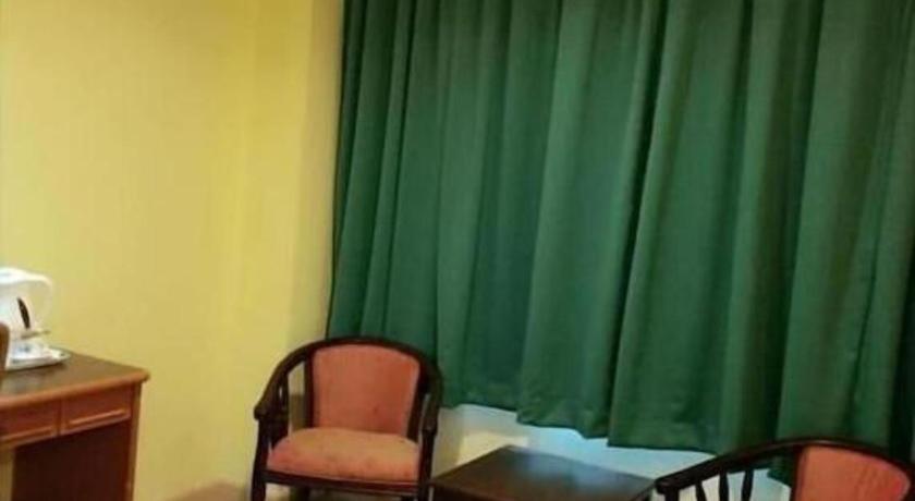 Global Hotel Labuan Zewnętrze zdjęcie
